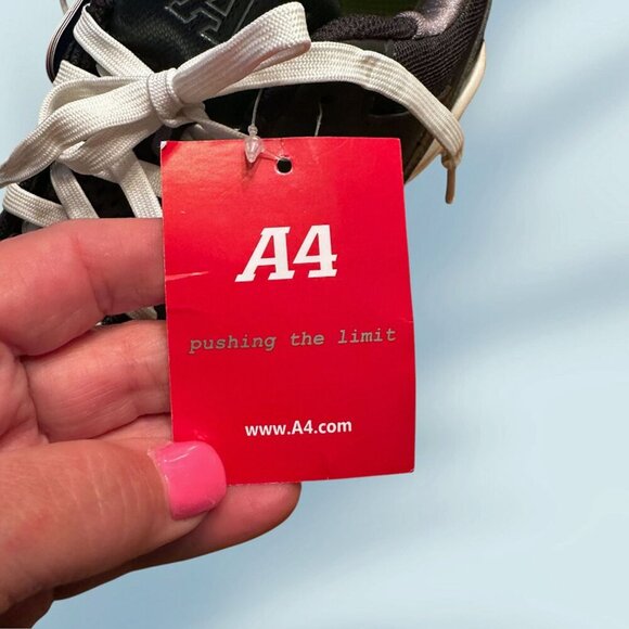 Brand NEW A4 Pro-ST Metal Spiked Baseball Softball Cleats Youth Women's Size 7 - Picture 8 of 9